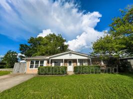 featured image of 215 S Kimbrel Ave