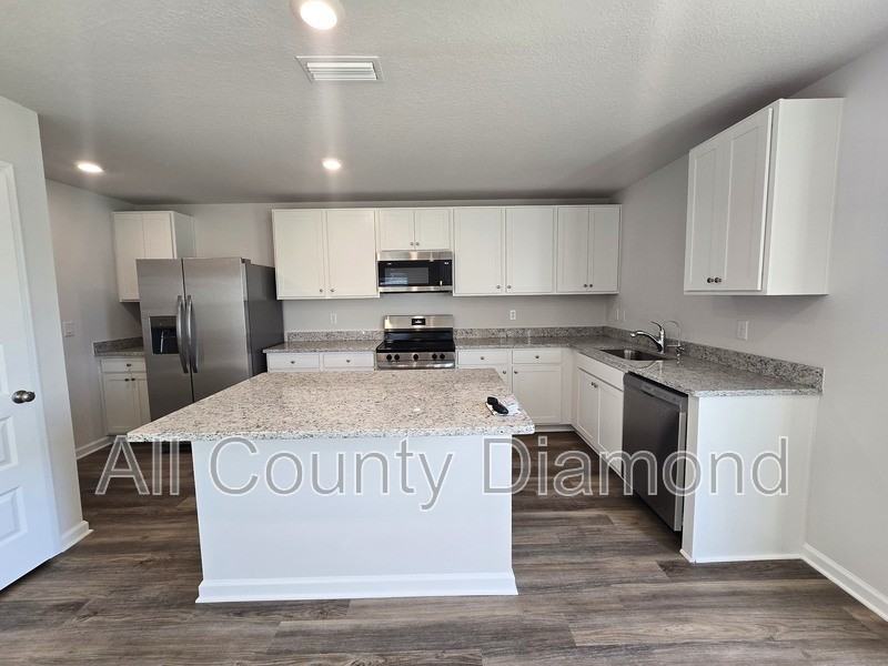 3128 Breezy Bay Ct - Photo 7 of 24