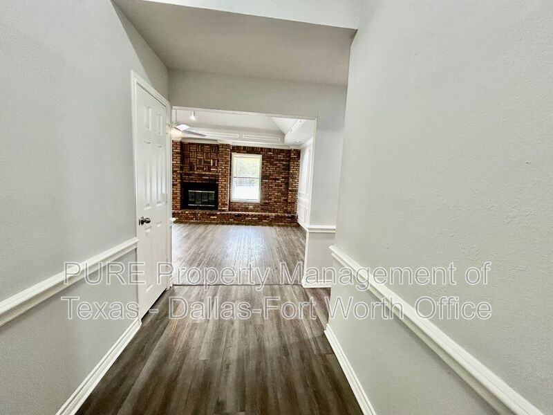7729 Red Oak St - Photo 2 of 28