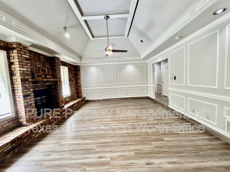 7729 Red Oak St - Photo 5 of 28