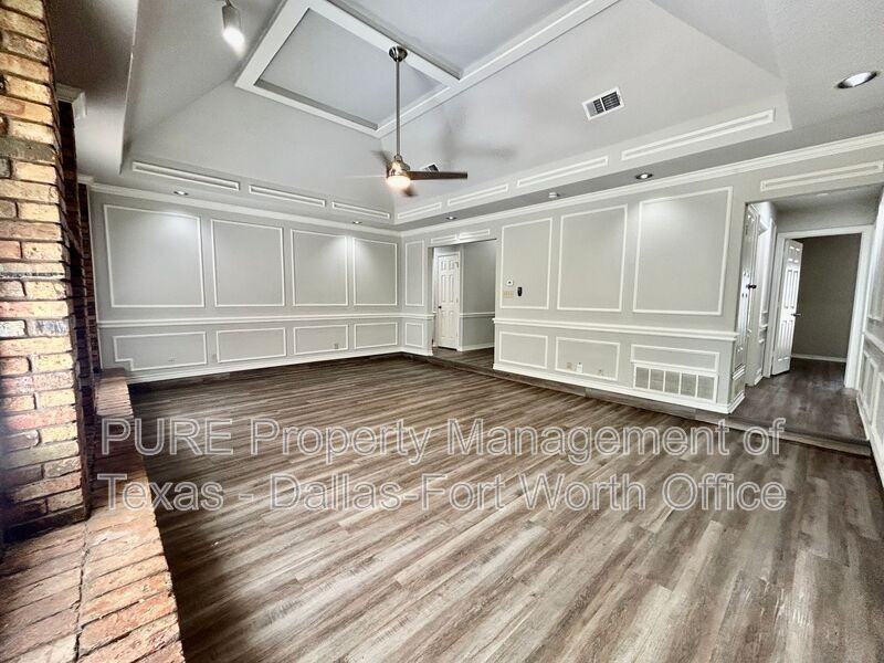 7729 Red Oak St - Photo 7 of 28