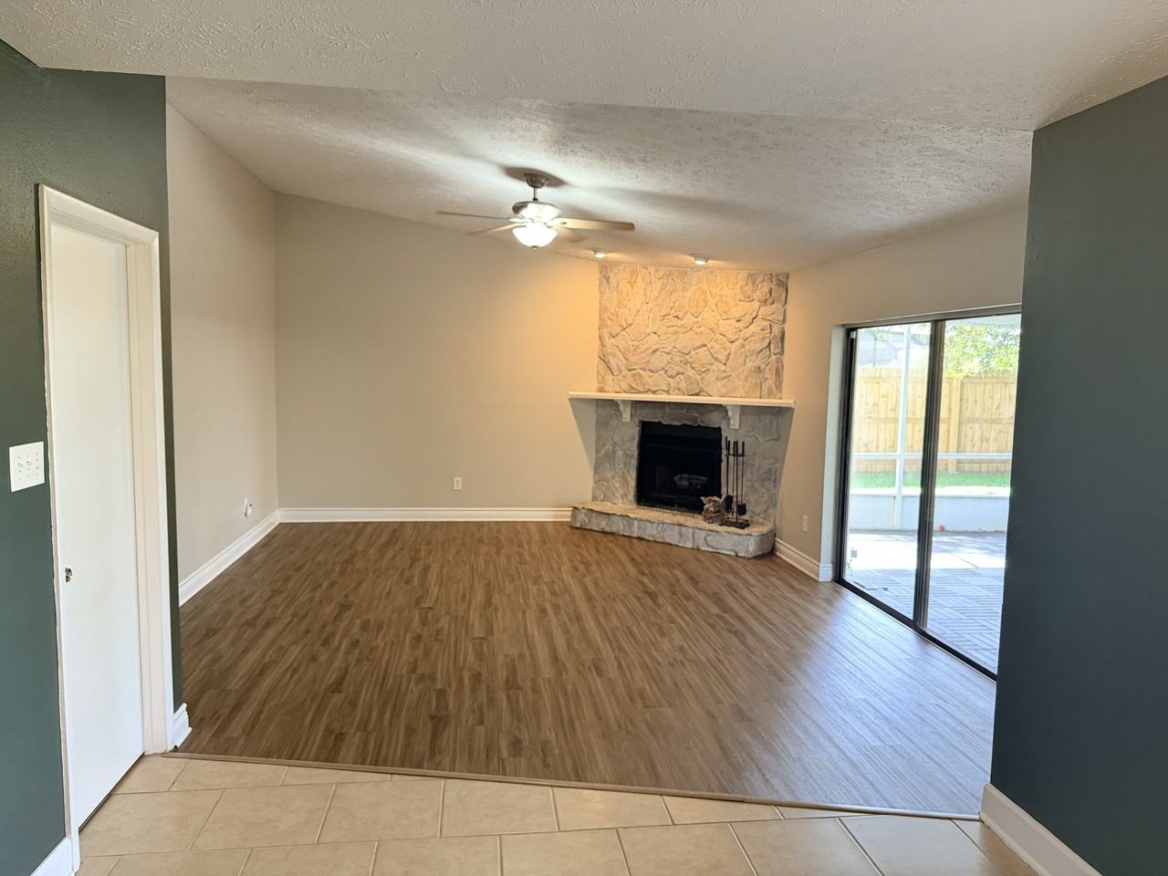 4017 Paddlewheel Dr - Photo 2 of 25