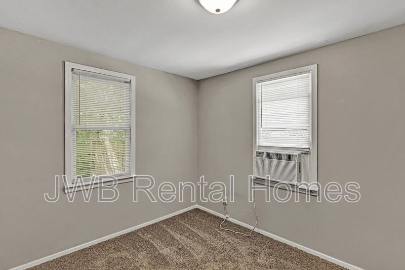 2387 2nd Ave - Photo 7 of 17