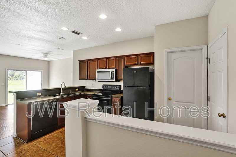 1512 Biscayne Bay Dr - Photo 5 of 22