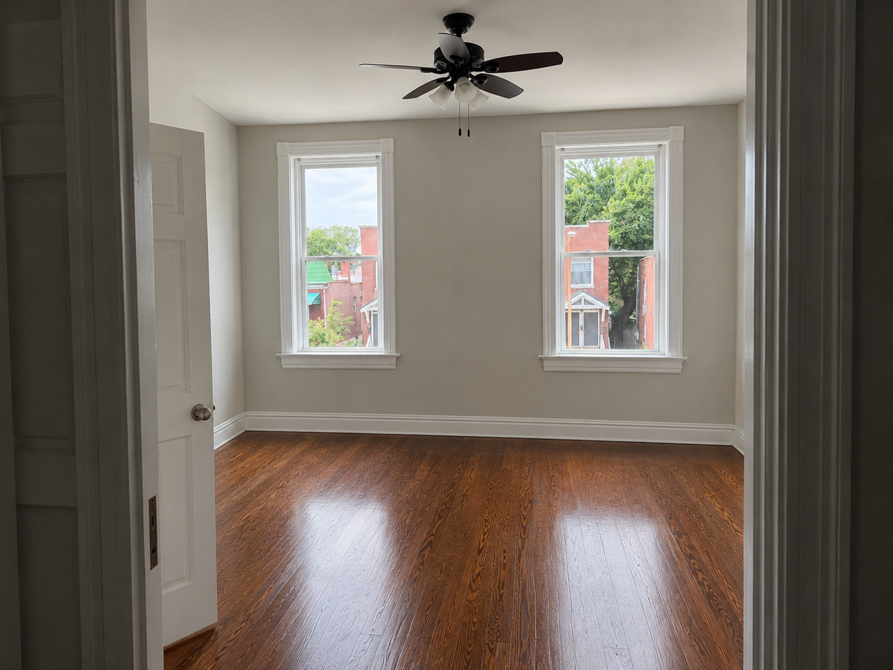 3230 Pennsylvania Ave #2F - Photo 5 of 17