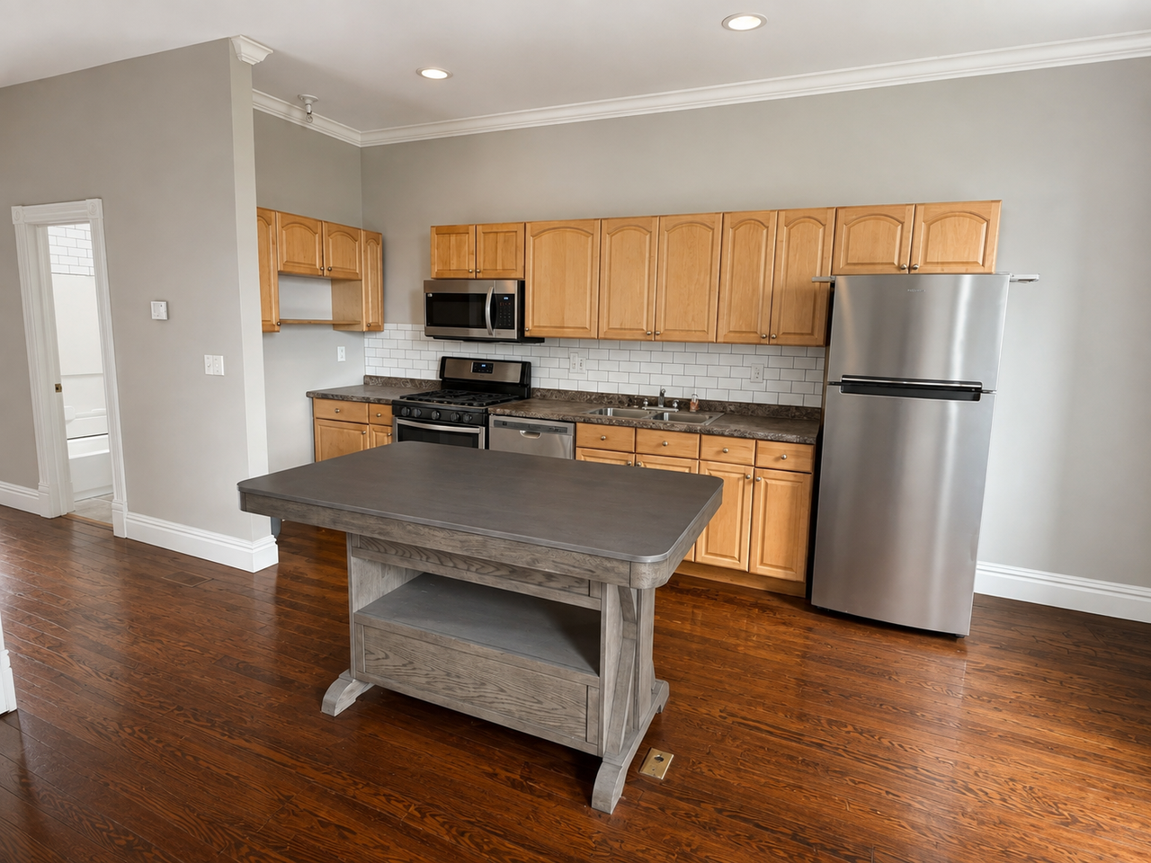 3230 Pennsylvania Ave #2F - Photo 7 of 17
