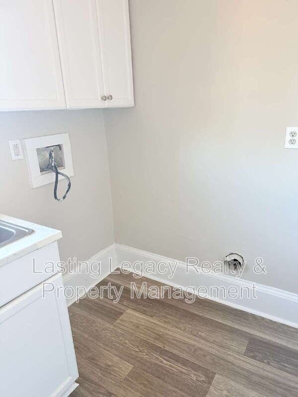 3410 Old Greensboro Rd #2 - Photo 6 of 18