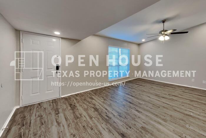 518 White Oak St - Photo 5 of 20