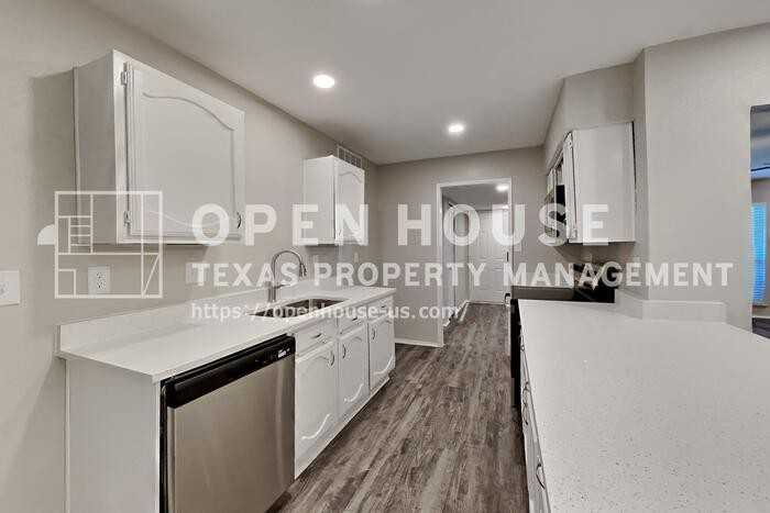 518 White Oak St - Photo 7 of 20