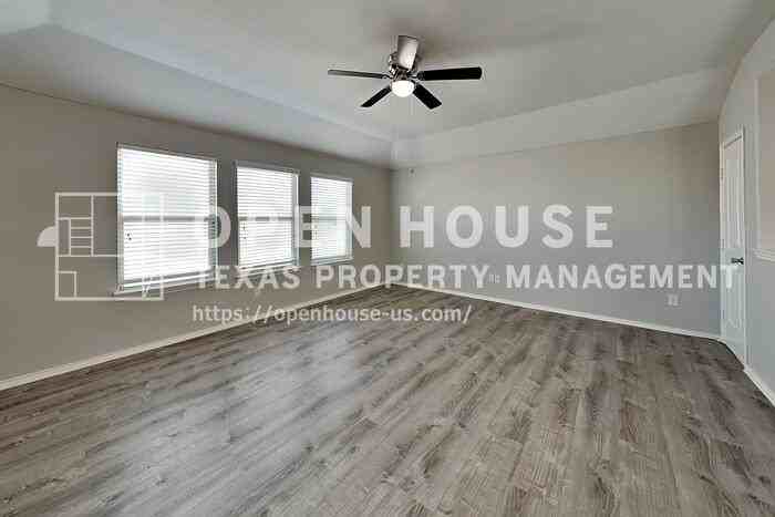 14305 Artisan Dr - Photo 6 of 20