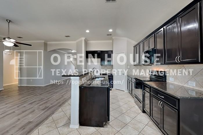 14305 Artisan Dr - Photo 7 of 20
