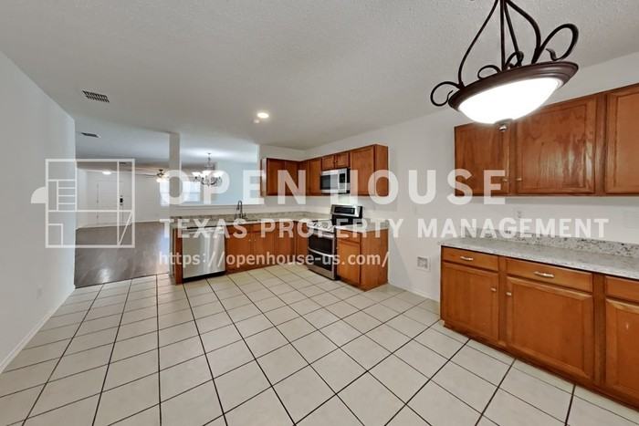 5145 Cliff Oaks Dr - Photo 7 of 20