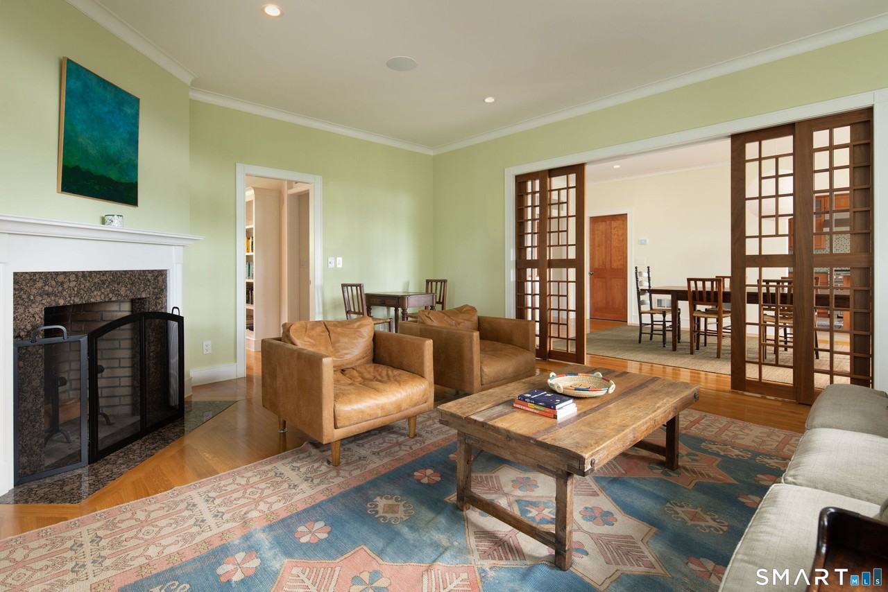 63 Belden St - Photo 5 of 36