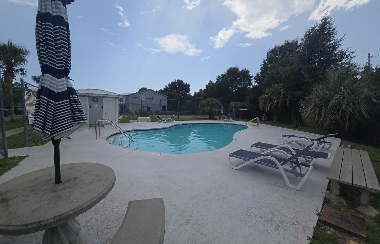 7720 Lola Cir - Photo 3 of 50