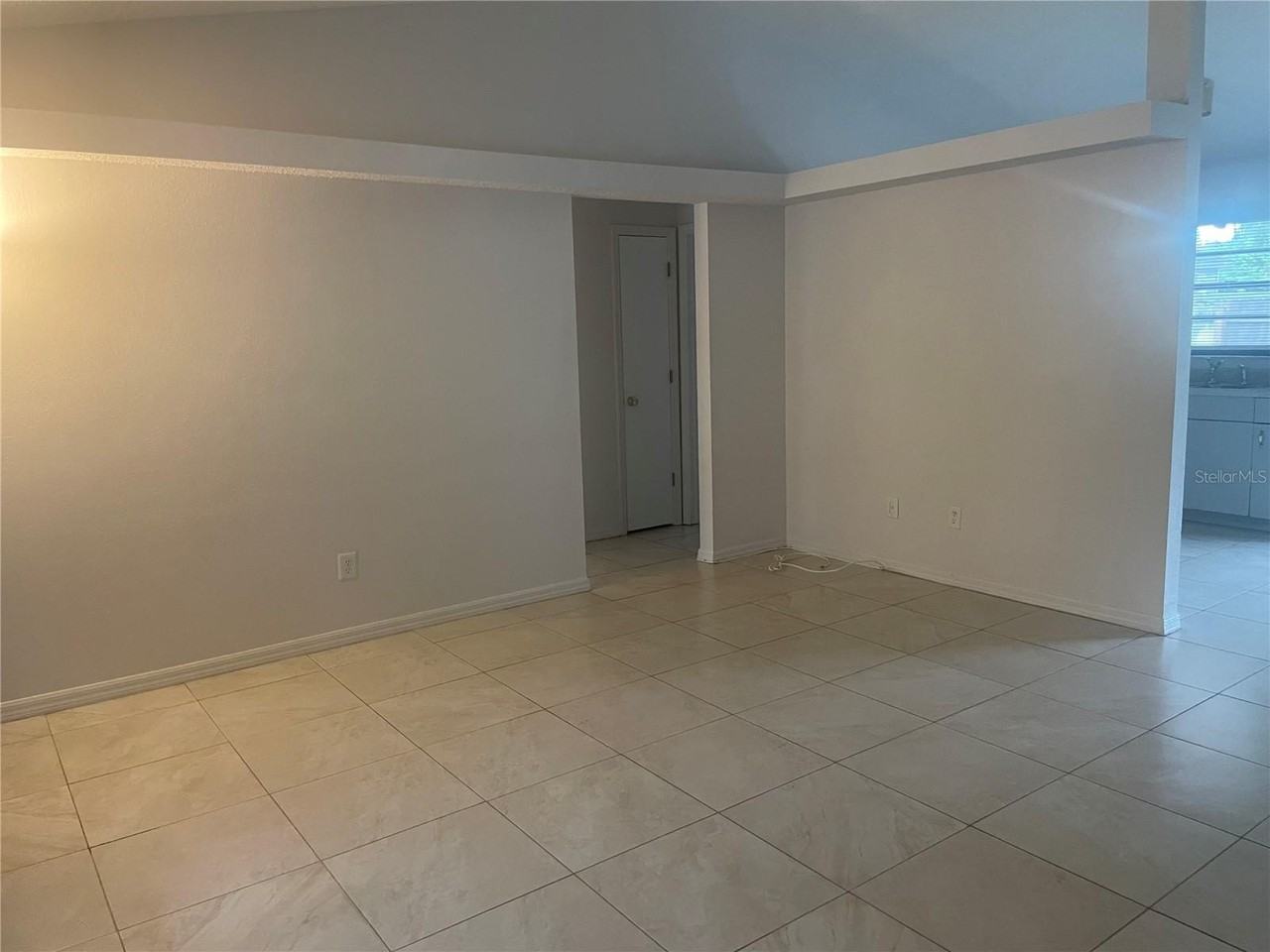1349 Pierce St - Photo 2 of 7