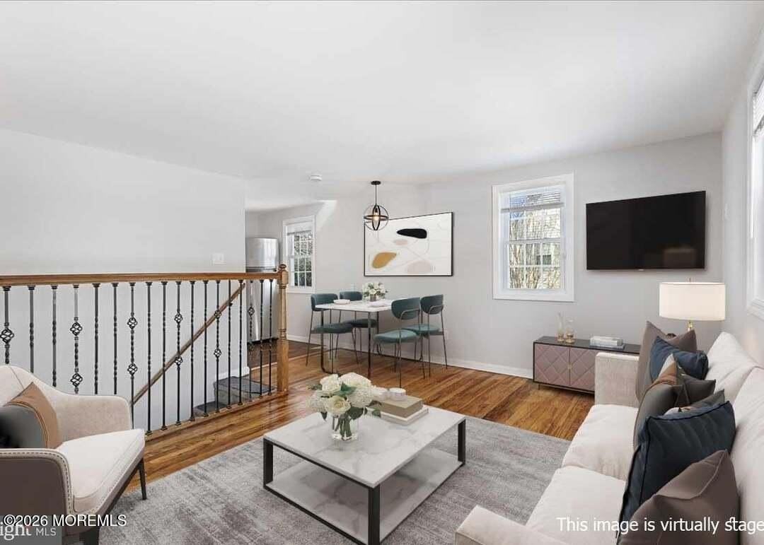 43 Iowana Ave - Photo 4 of 21
