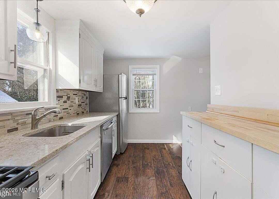 43 Iowana Ave - Photo 7 of 21