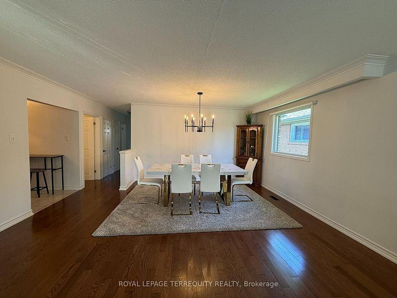 1213 Shamir Crescent - Photo 5 of 13