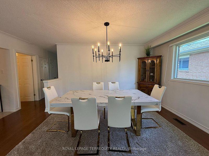 1213 Shamir Crescent - Photo 7 of 13