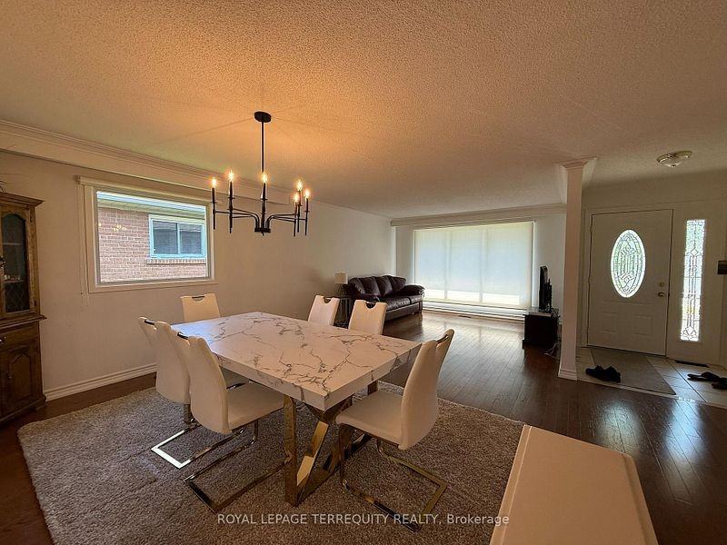 1213 Shamir Crescent - Photo 4 of 13