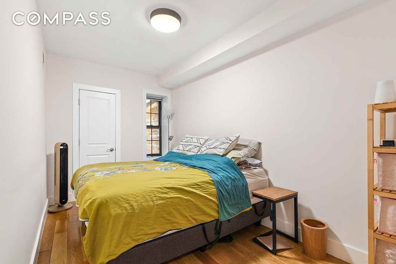 63 Clarkson Ave - Photo 5 of 10