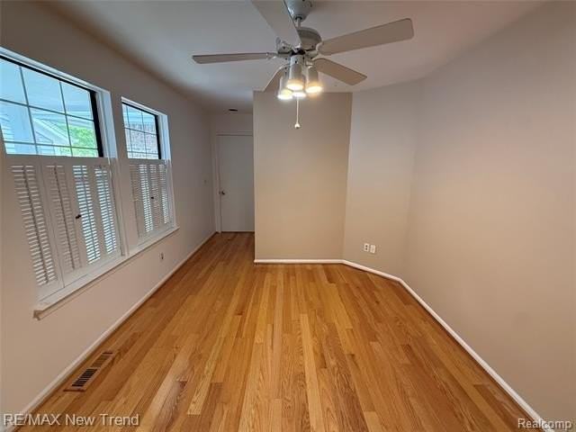4356 Pine Ridge Ct - Photo 6 of 34