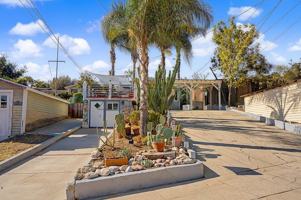 featured image of 3419 Holyoke Dr