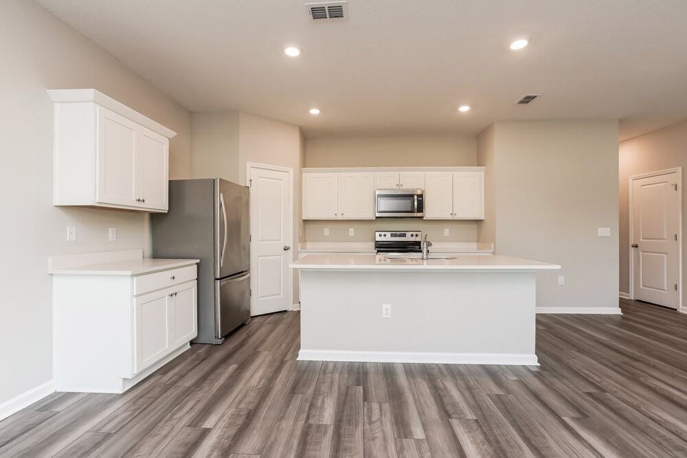 807 Kings Pine Ct - Photo 5 of 17
