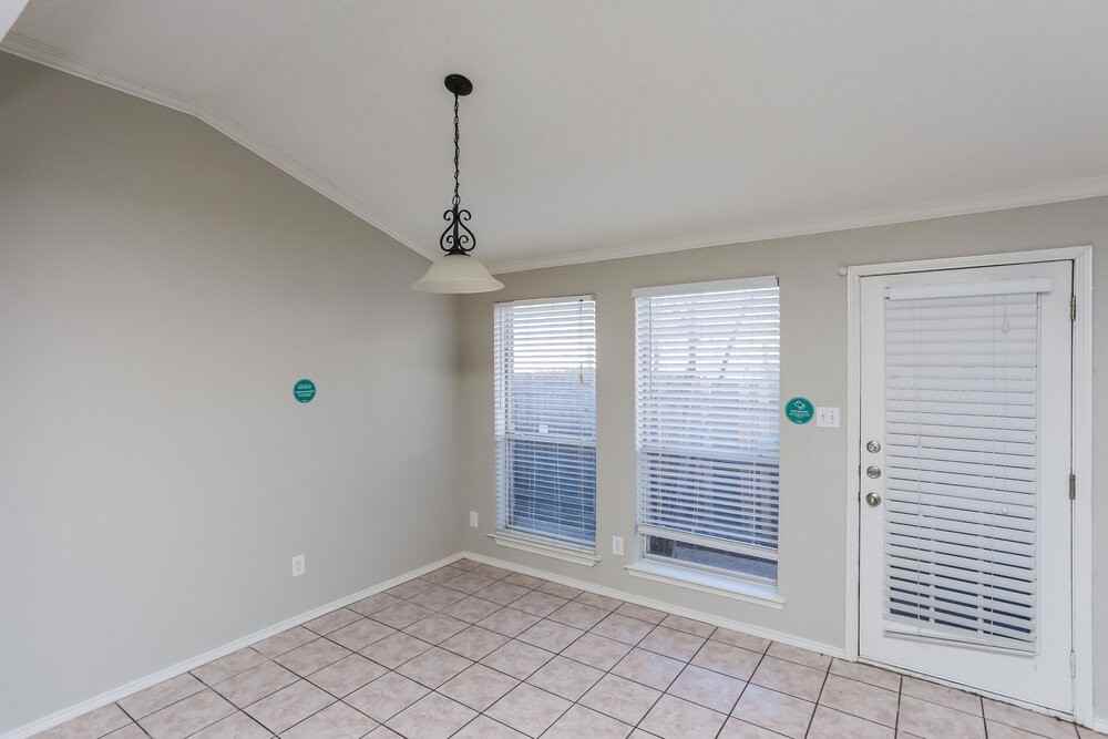4220 Fernleaf Dr - Photo 3 of 16