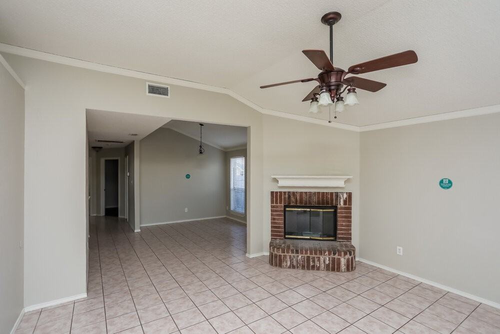 4220 Fernleaf Dr - Photo 5 of 16