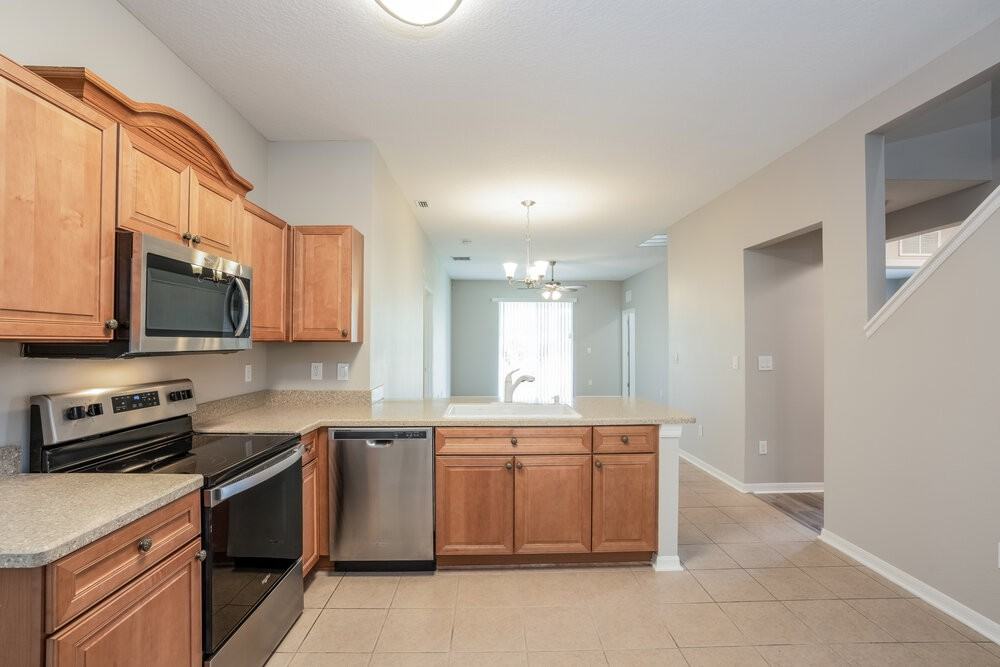 11410 Blue Lilac Ave - Photo 6 of 17