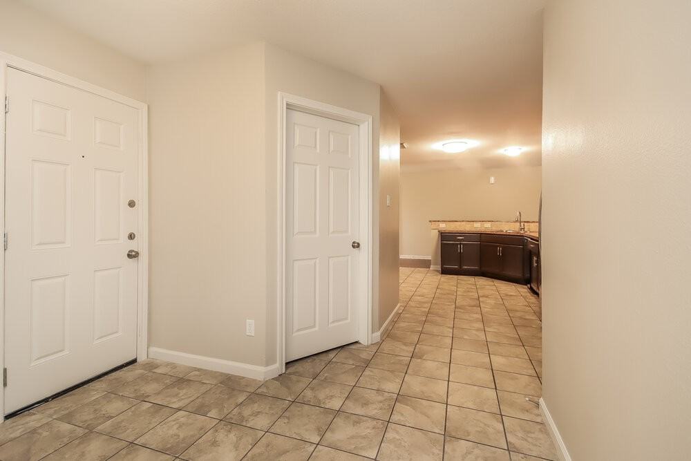 5016 Asia Ln - Photo 6 of 16