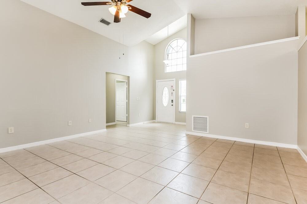 2009 Ipsden Dr - Photo 4 of 16