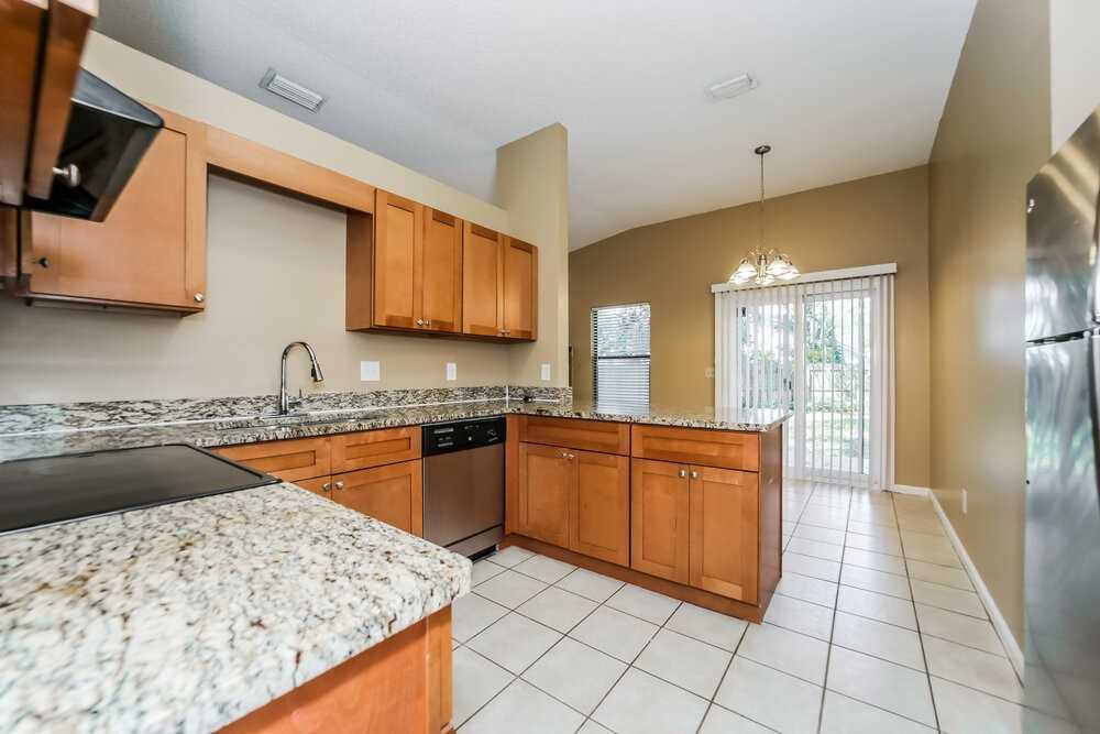 2244 Aspen Ridge Ct - Photo 7 of 16