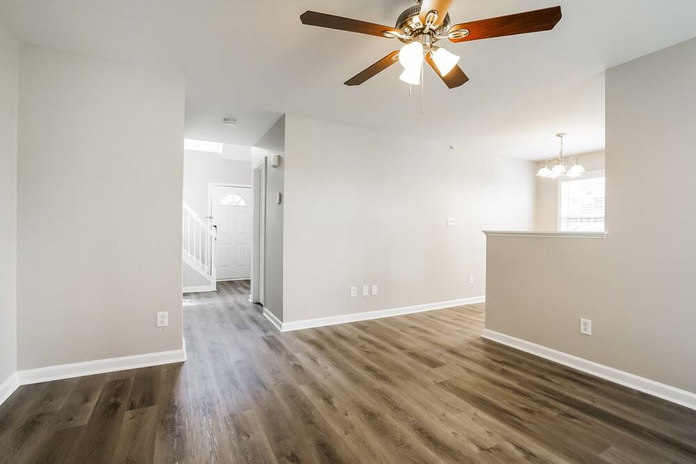 4909 Windblown Ct - Photo 6 of 17