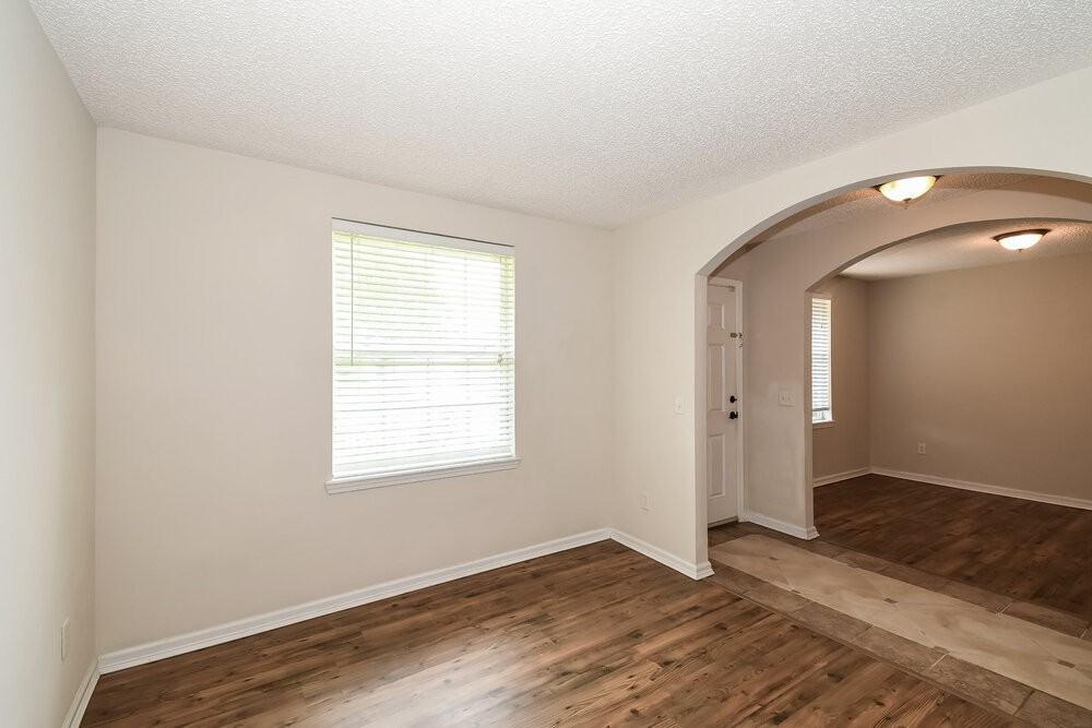 12710 Dunns View Dr - Photo 6 of 16