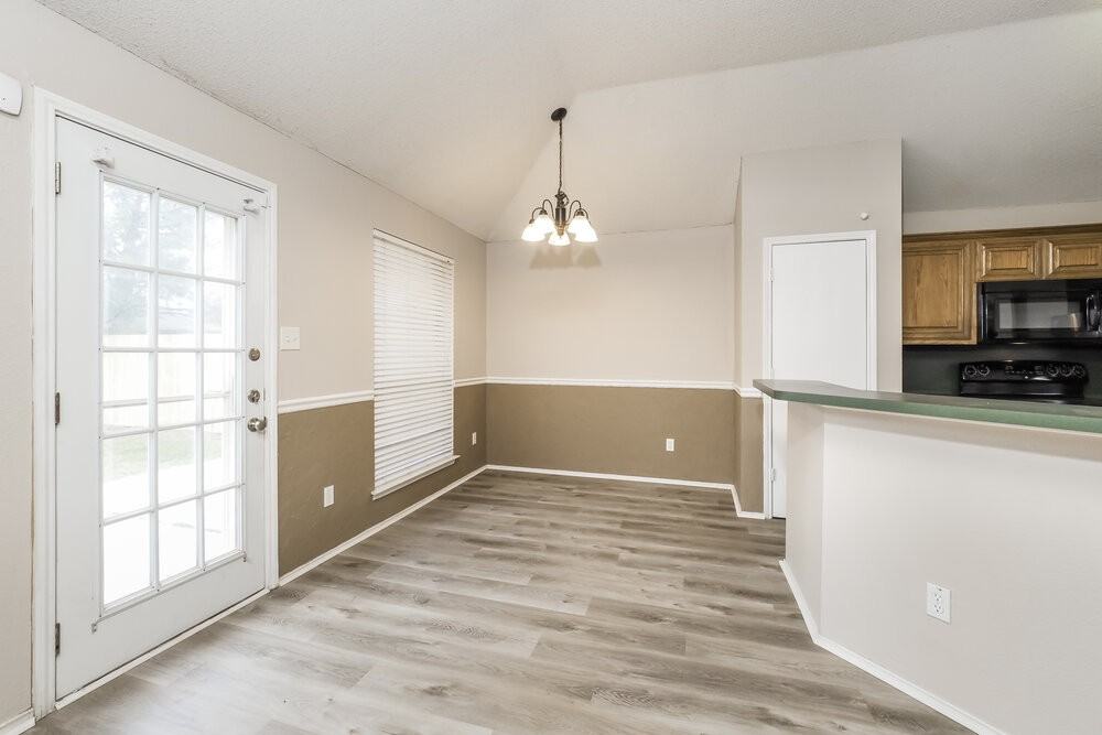 317 Willowstone Trl - Photo 6 of 16