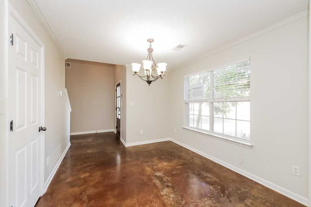 2747 Mariah Ln - Photo 7 of 17