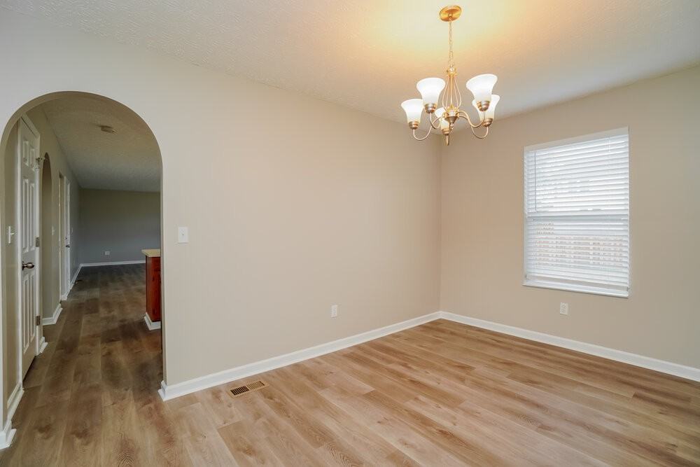 25 Weltergon Dr - Photo 6 of 18