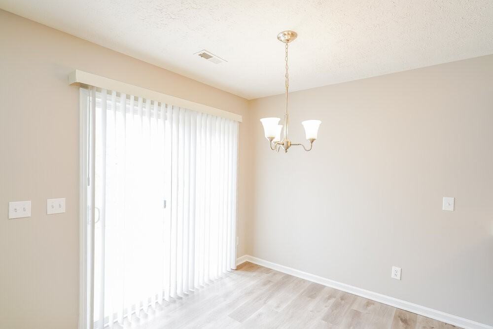 123 Ivy Hill Ln - Photo 6 of 17