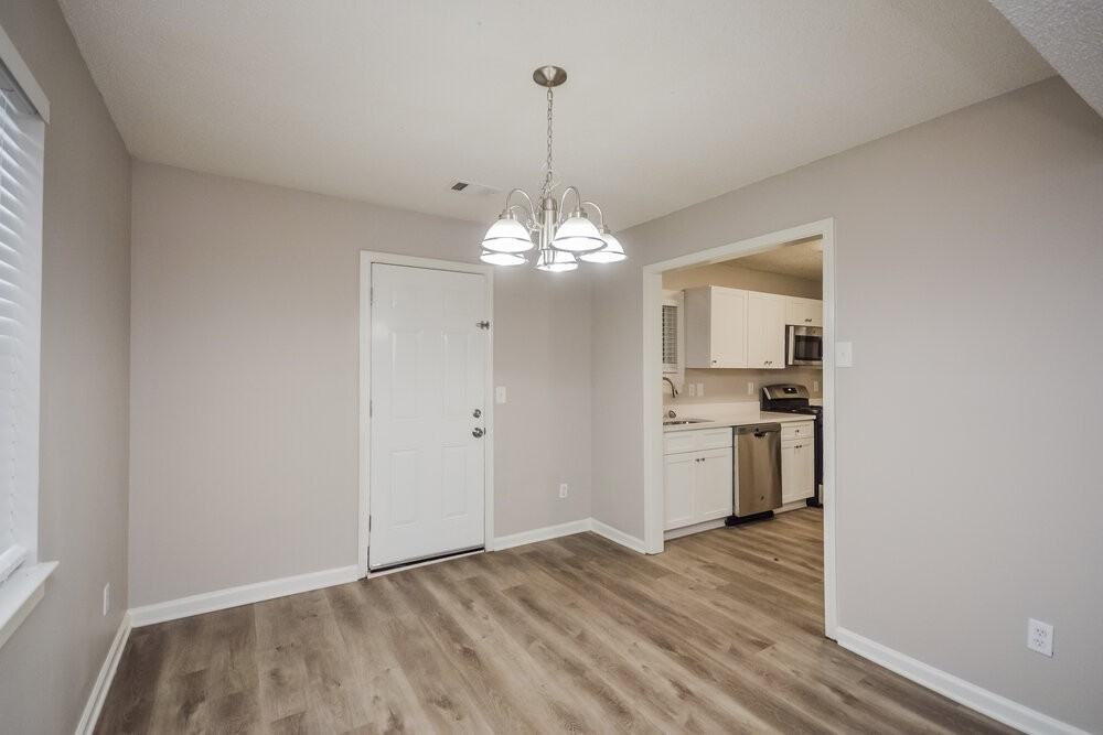 5490 Northcut Dr - Photo 6 of 17