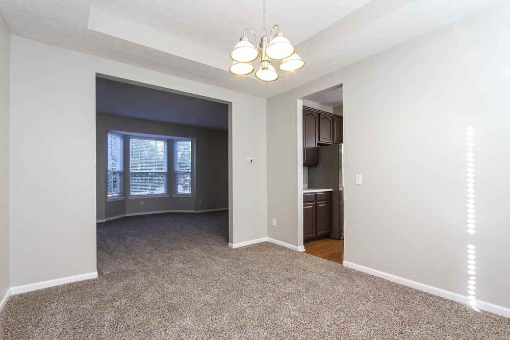 8339 Glen Highlands Dr - Photo 4 of 16