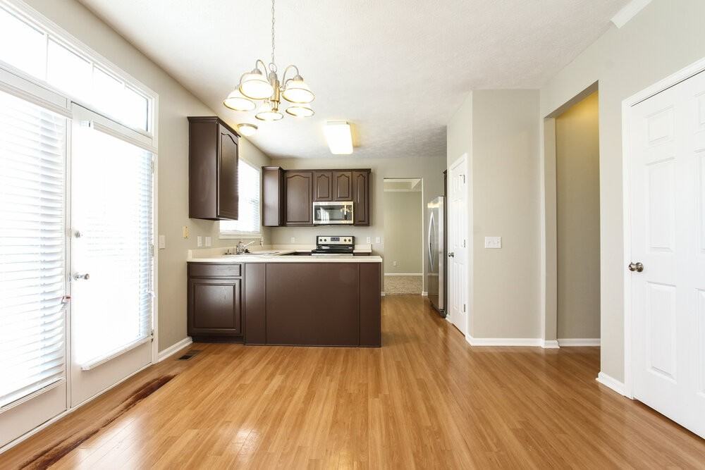 8339 Glen Highlands Dr - Photo 6 of 16
