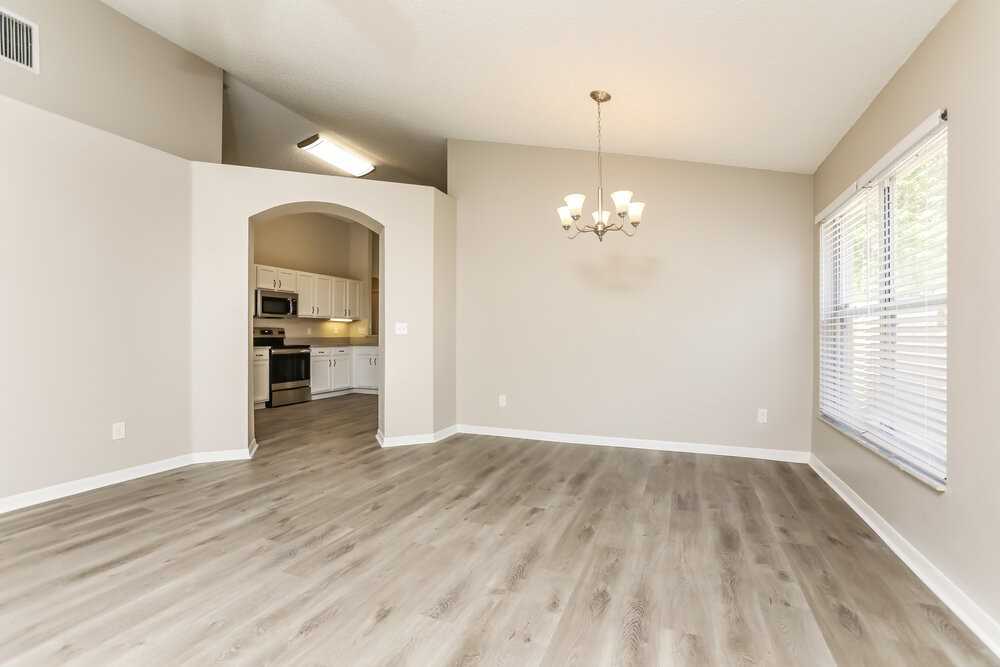 130 Kinney Ct - Photo 5 of 16