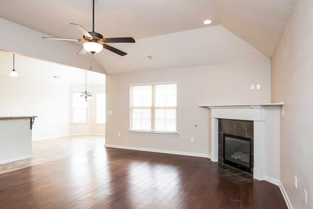 2847 S Cherry Dr - Photo 3 of 13