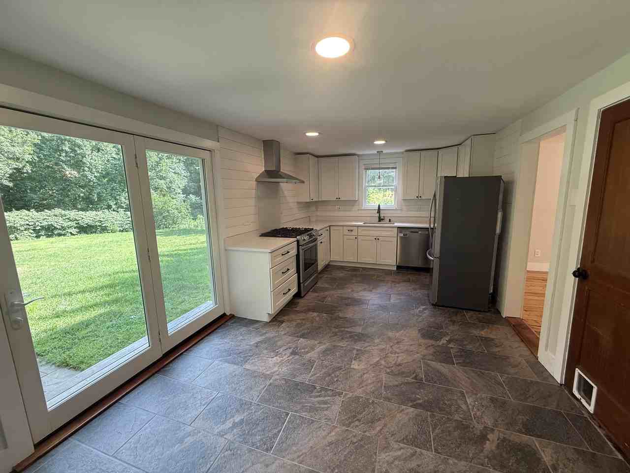1270 West St #1 - Photo 2 of 27