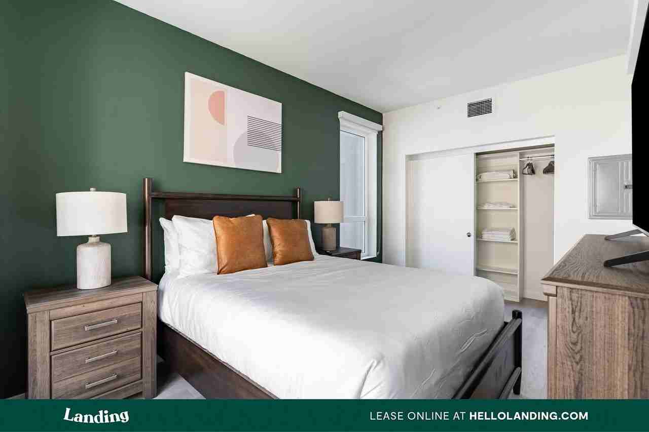 549 S. Harvard Blvd - Photo 6 of 50