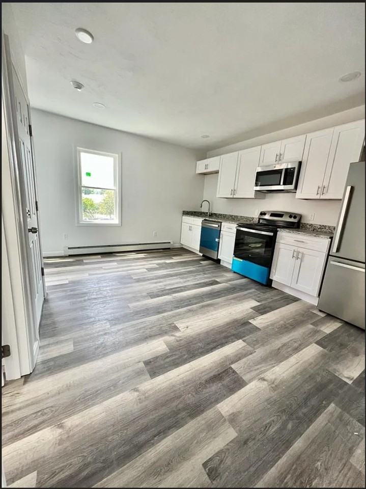 73 Brookside Ave #C - Photo 5 of 17