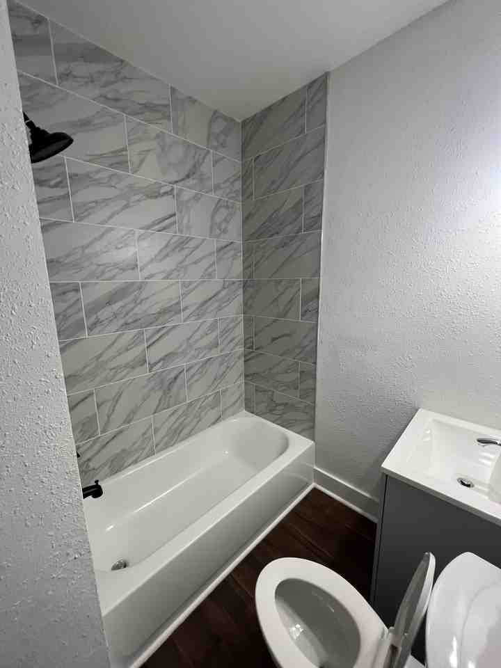 1113 E Trigg Ave - Photo 6 of 7