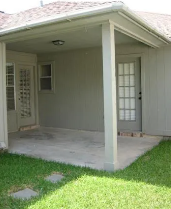 1512 Bryant Way - Photo 4 of 12